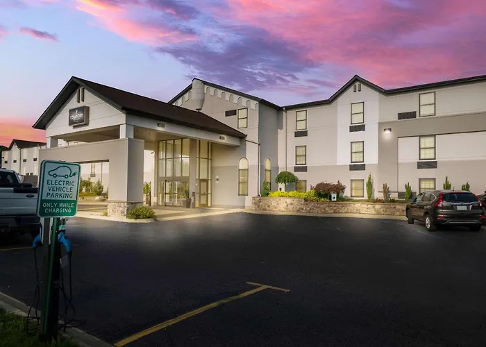 Best Western Plus Grand Castle Inn&Suites Grand Rapids West